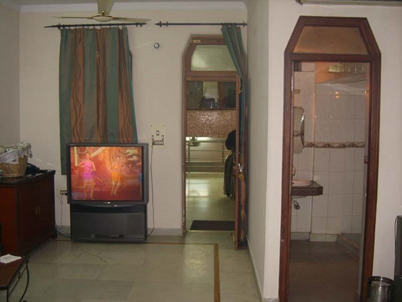 Hotel Pearl Plaza Nowe Delhi Zewnętrze zdjęcie