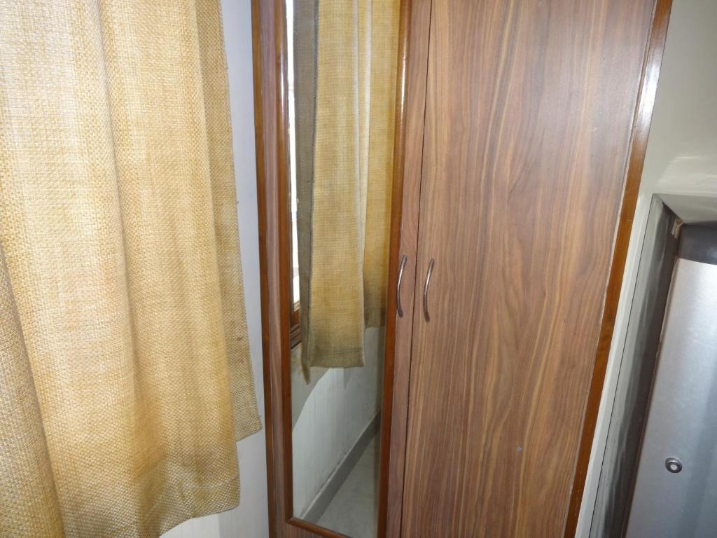 Hotel Pearl Plaza Nowe Delhi Zewnętrze zdjęcie